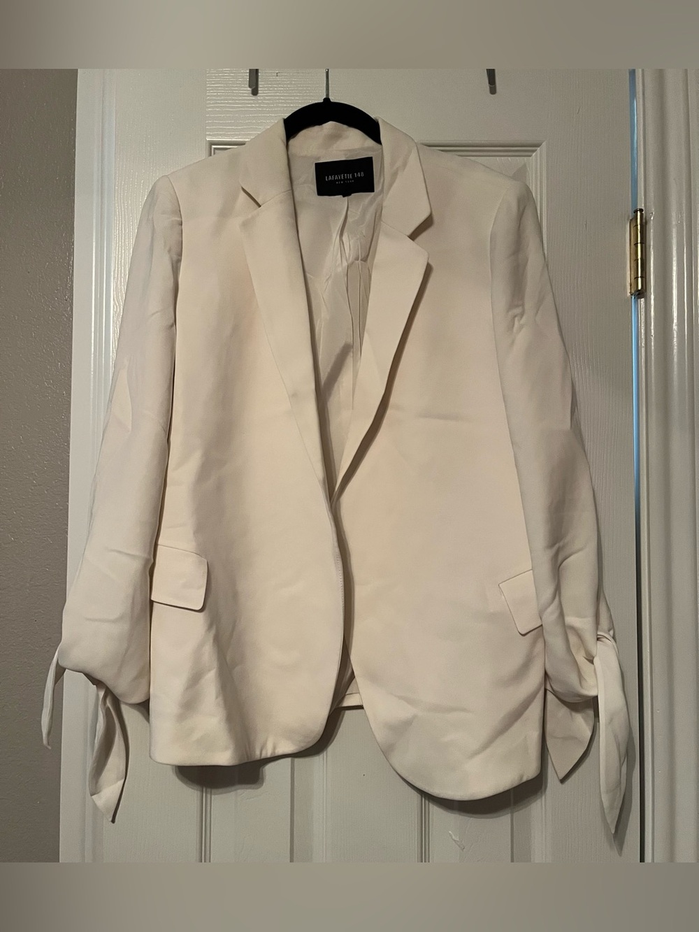 Lafayette 148 New York White Tailored Women’s Blazer